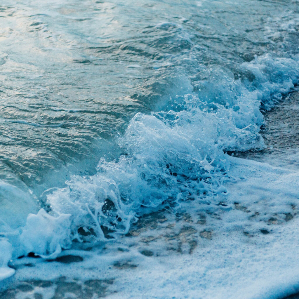 海の写真　海洋散骨のイメージ写真