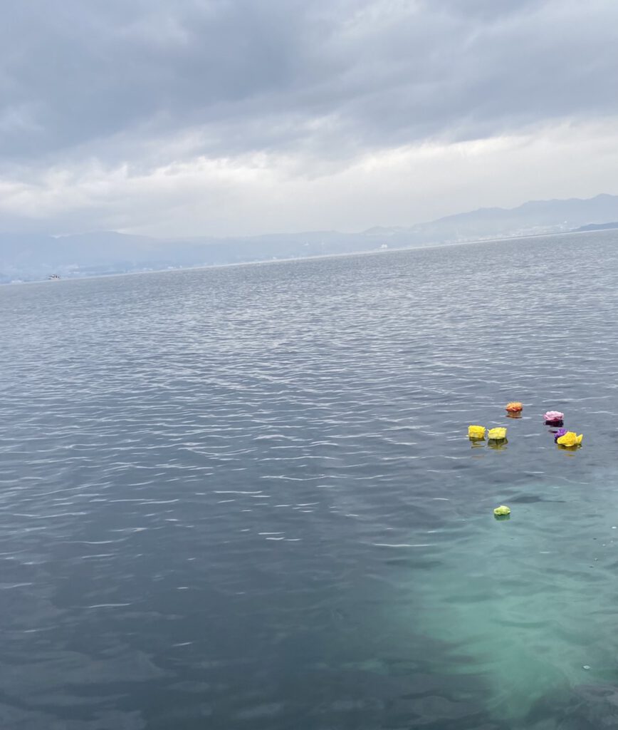 別府湾海洋散骨