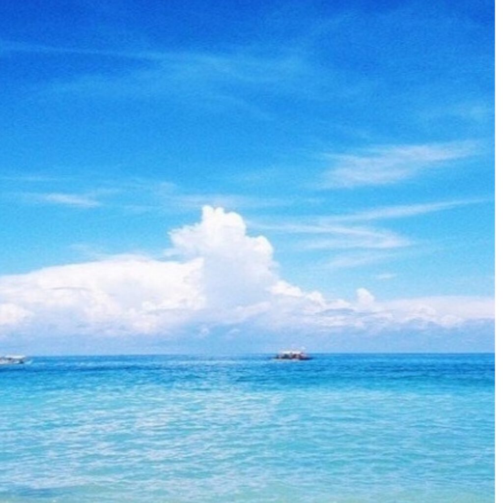 海の写真　海洋散骨のイメージ写真